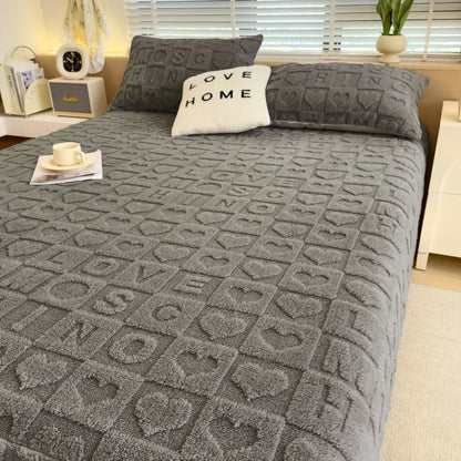 Solve & Shine Luxury Milk Velvet Fitted Sheet – Ultra-Soft & Stylish Bedding Essential!