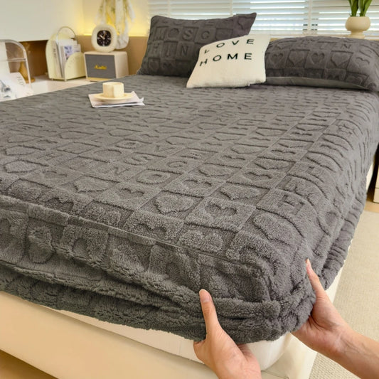Solve & Shine Luxury Milk Velvet Fitted Sheet – Ultra-Soft & Stylish Bedding Essential!
