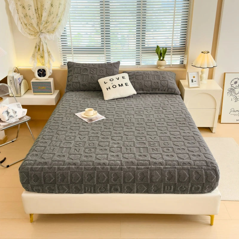 Solve & Shine Luxury Milk Velvet Fitted Sheet – Ultra-Soft & Stylish Bedding Essential!