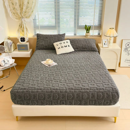 Solve & Shine Luxury Milk Velvet Fitted Sheet – Ultra-Soft & Stylish Bedding Essential!