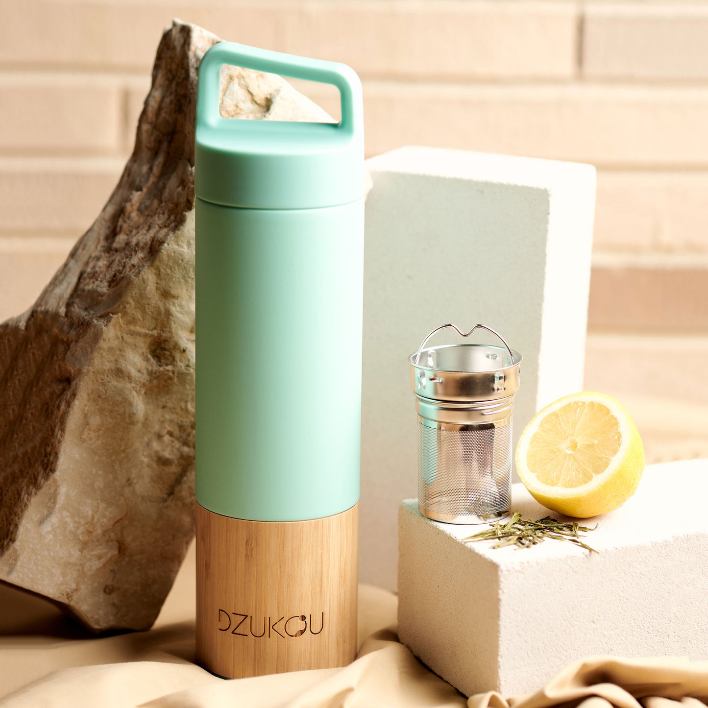 Solve & Shine Saint Elias - Bamboo and Stainless Steel Thermos Bottle 530 ml